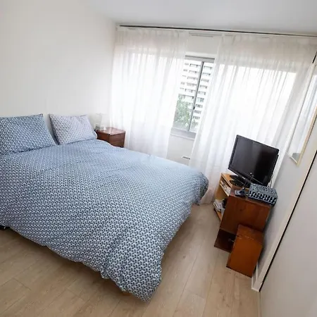 Lovely Spacious Flat-heart Of 15eme *